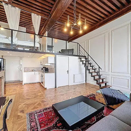 My Centre Lassagne-central-wifi-sofabed Lyon